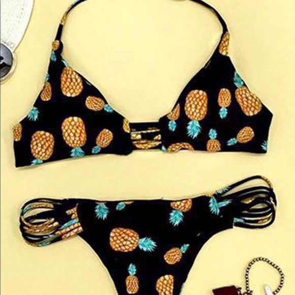 Cupshe bikini set - Picture 2 of 4